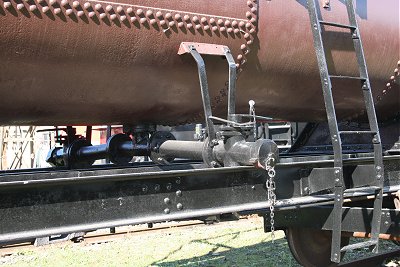 4 achsiger Kesselwagen © H.Reinl